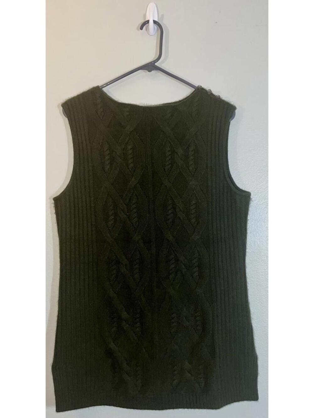 Vintage St. John Women’s Sweater Vest - Green - M/L - 100% Cashmere -
